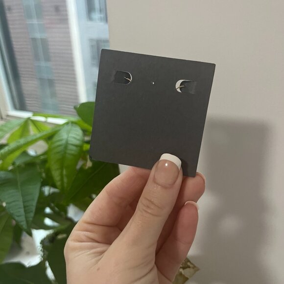 Zoe Chicco Gold Twirl Pearl Earrings - Picture 3 of 3